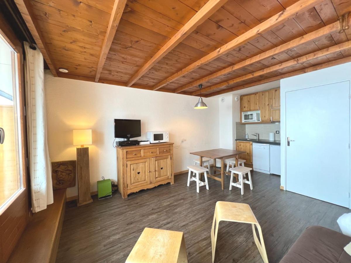 6 Places, Superbe Vue Face A La Montagne, 50m Des Pistes Apartment